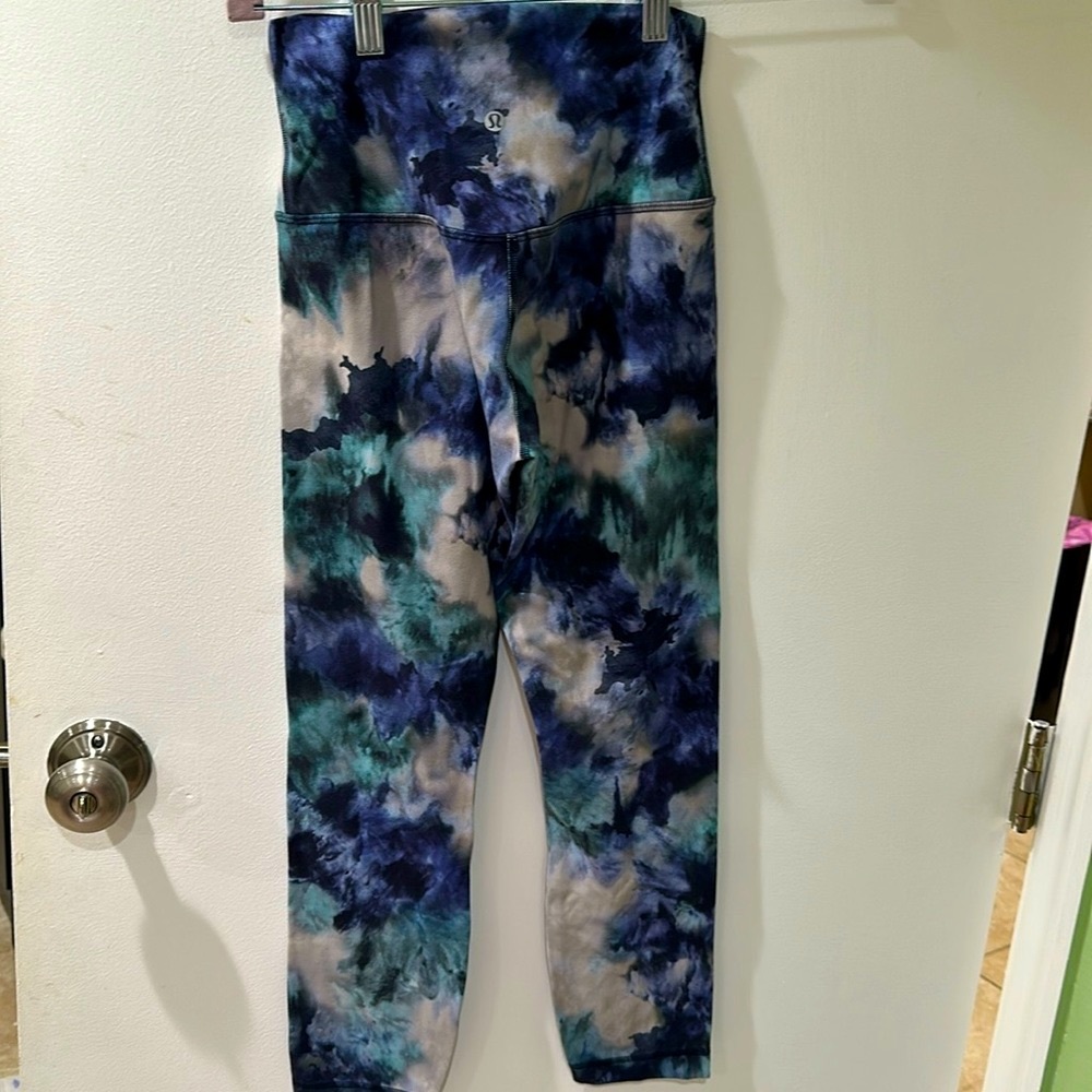 Lululemon align high rise crop 23 inseam